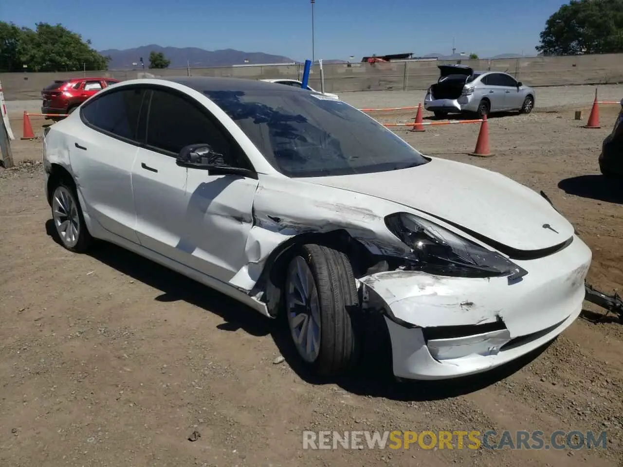 4 Photograph of a damaged car 5YJ3E1EA8PF543775 TESLA MODEL 3 2023