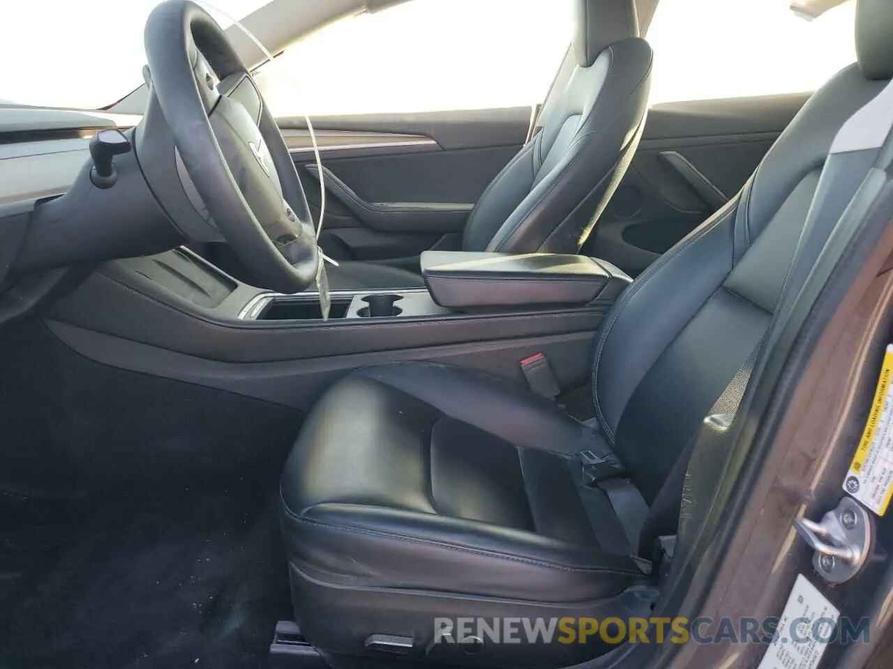 7 Photograph of a damaged car 5YJ3E1EA8PF545672 TESLA MODEL 3 2023
