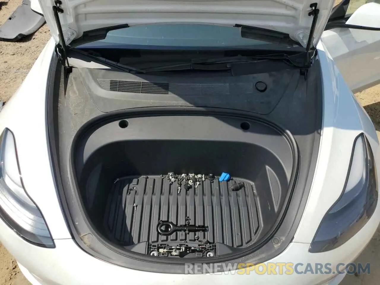 11 Photograph of a damaged car 5YJ3E1EA8PF548619 TESLA MODEL 3 2023