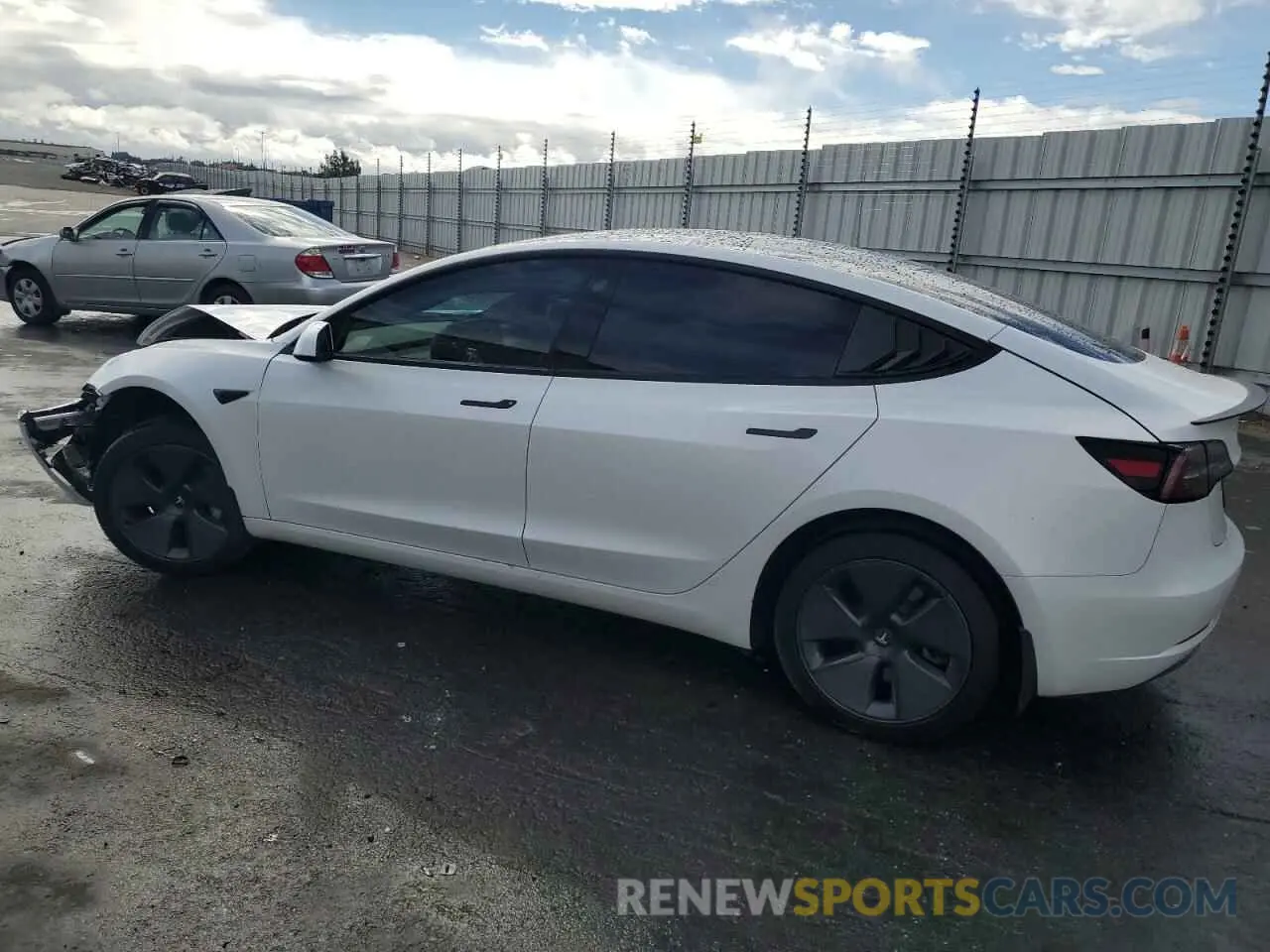 2 Photograph of a damaged car 5YJ3E1EA8PF556901 TESLA MODEL 3 2023