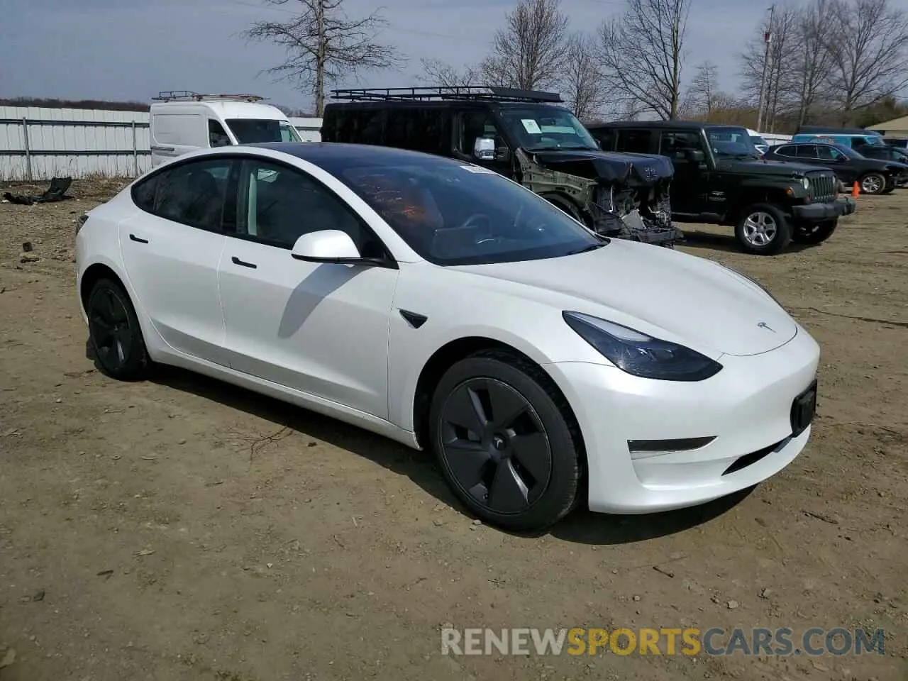 4 Photograph of a damaged car 5YJ3E1EA8PF559216 TESLA MODEL 3 2023