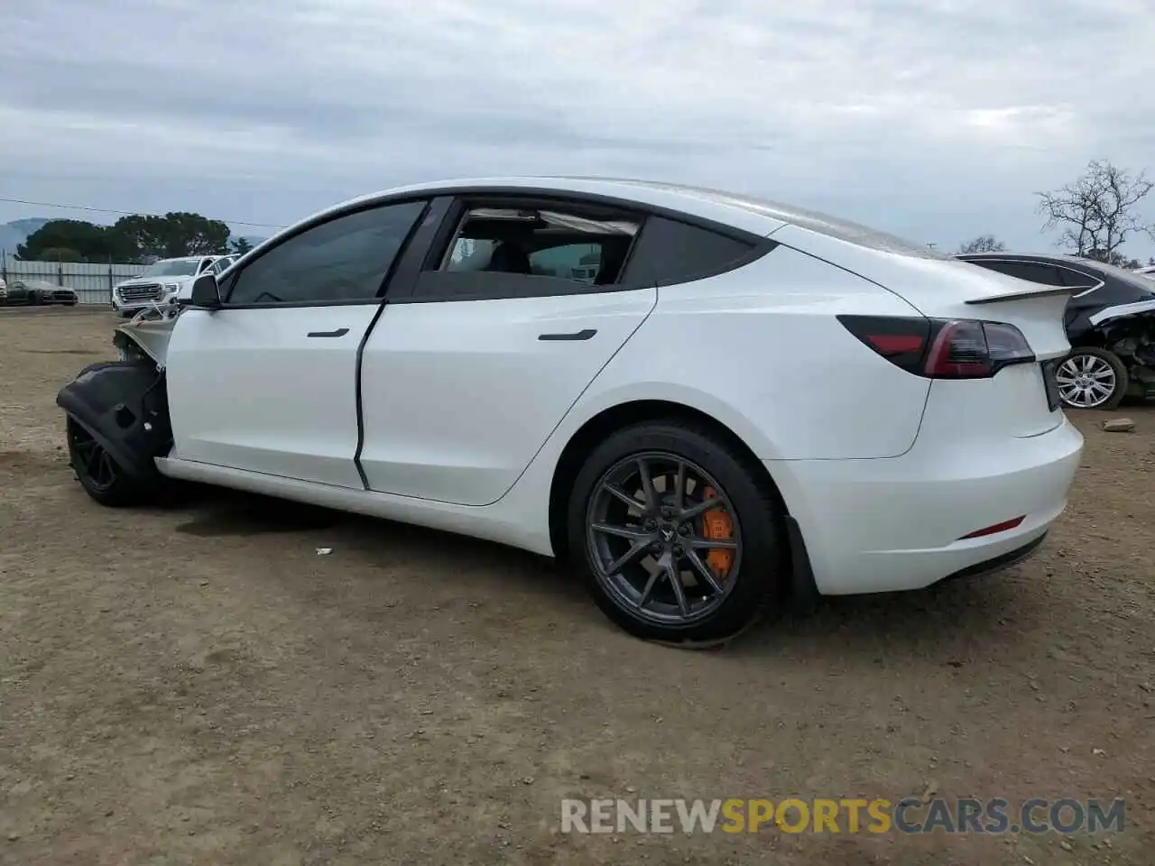 2 Photograph of a damaged car 5YJ3E1EA8PF568921 TESLA MODEL 3 2023