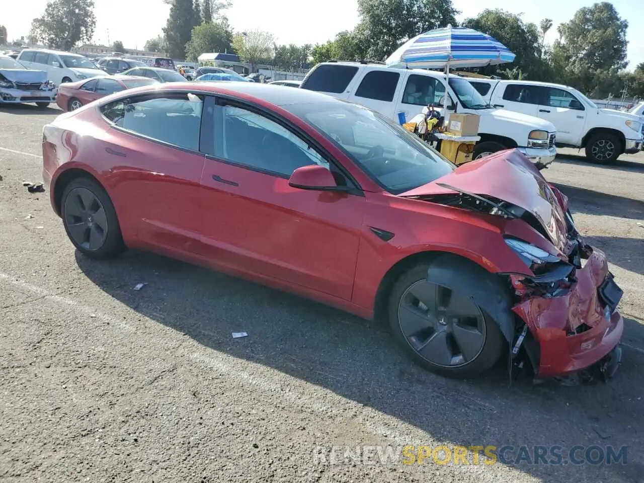 4 Photograph of a damaged car 5YJ3E1EA8PF570054 TESLA MODEL 3 2023