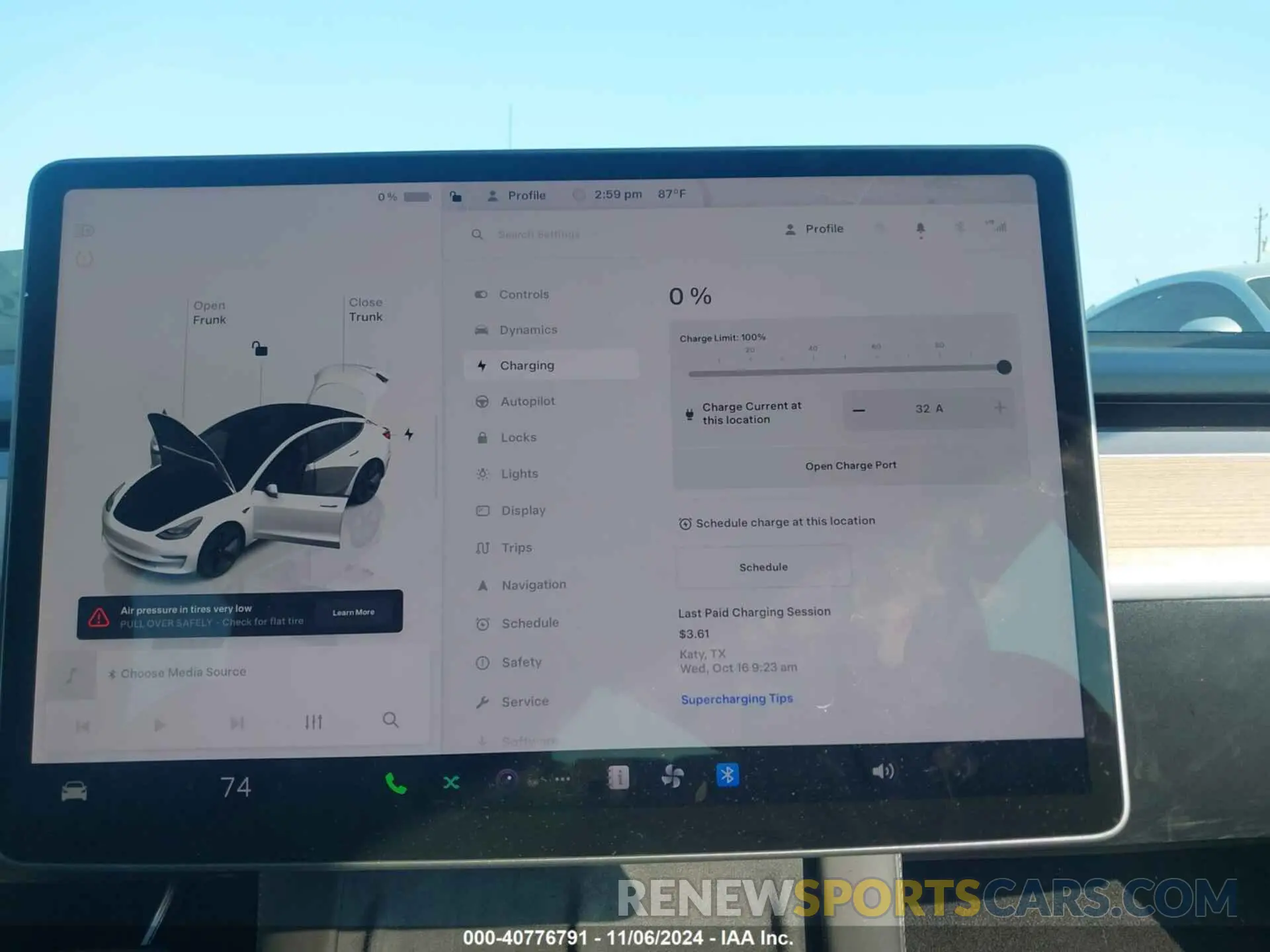 16 Photograph of a damaged car 5YJ3E1EA8PF570278 TESLA MODEL 3 2023