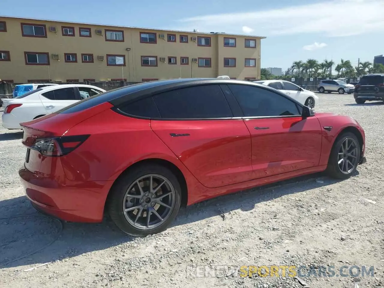 3 Photograph of a damaged car 5YJ3E1EA8PF571897 TESLA MODEL 3 2023