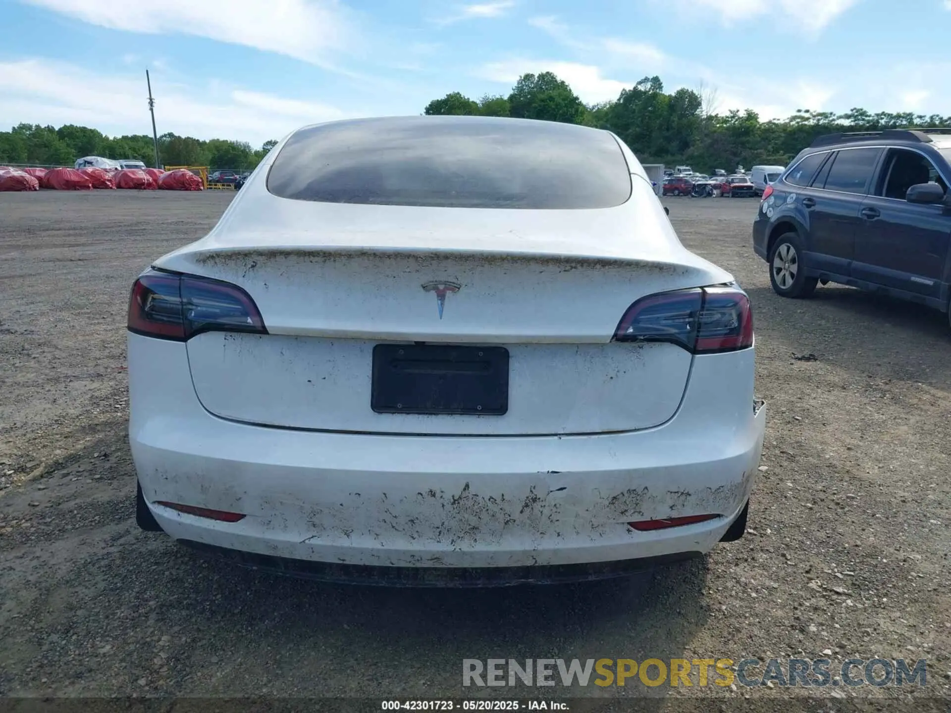 15 Photograph of a damaged car 5YJ3E1EA8PF575061 TESLA MODEL 3 2023