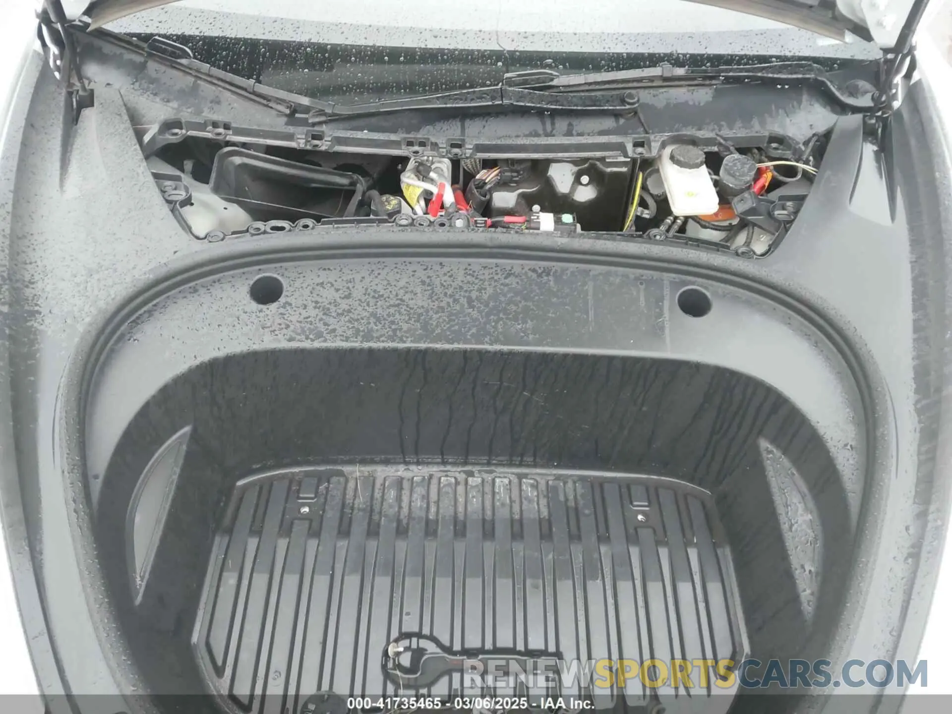 10 Photograph of a damaged car 5YJ3E1EA8PF578199 TESLA MODEL 3 2023