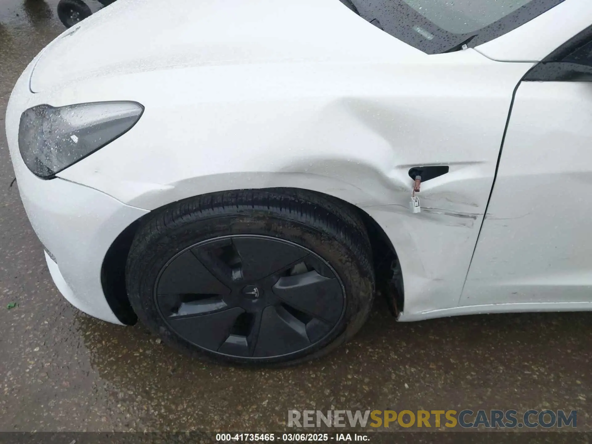22 Photograph of a damaged car 5YJ3E1EA8PF578199 TESLA MODEL 3 2023