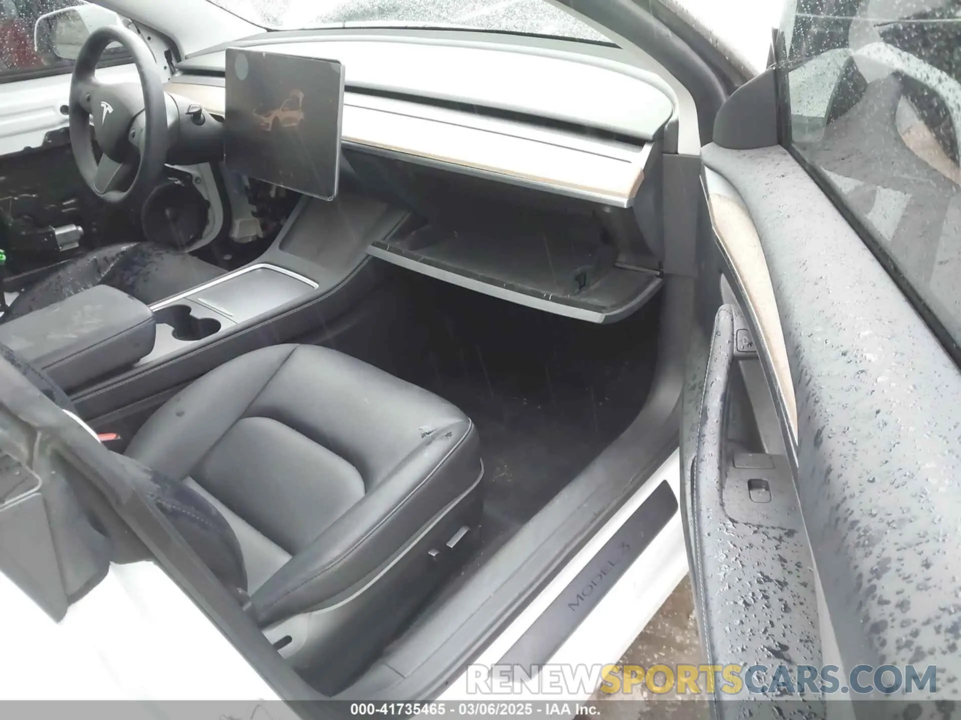 5 Photograph of a damaged car 5YJ3E1EA8PF578199 TESLA MODEL 3 2023