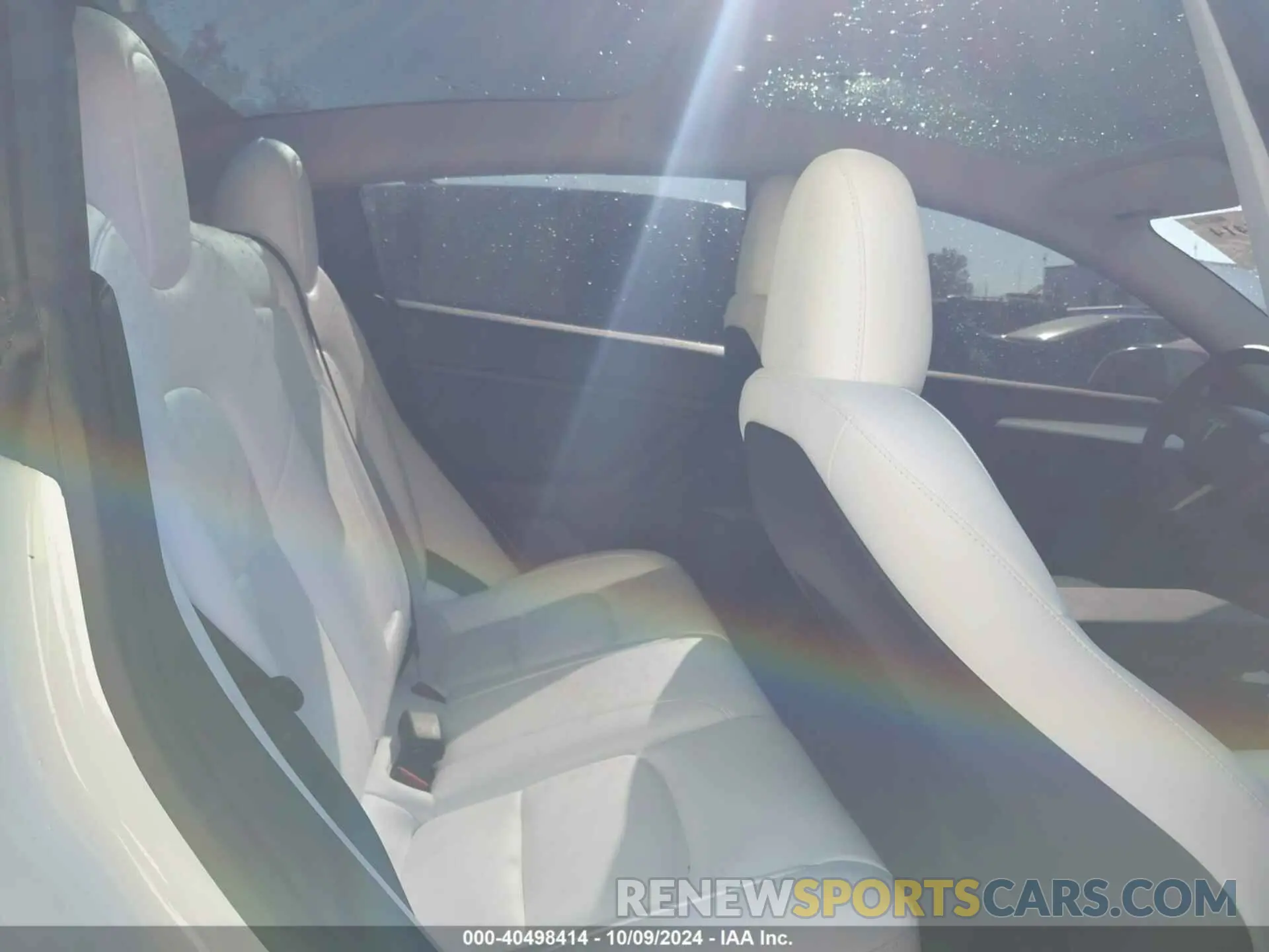 8 Photograph of a damaged car 5YJ3E1EA8PF581801 TESLA MODEL 3 2023