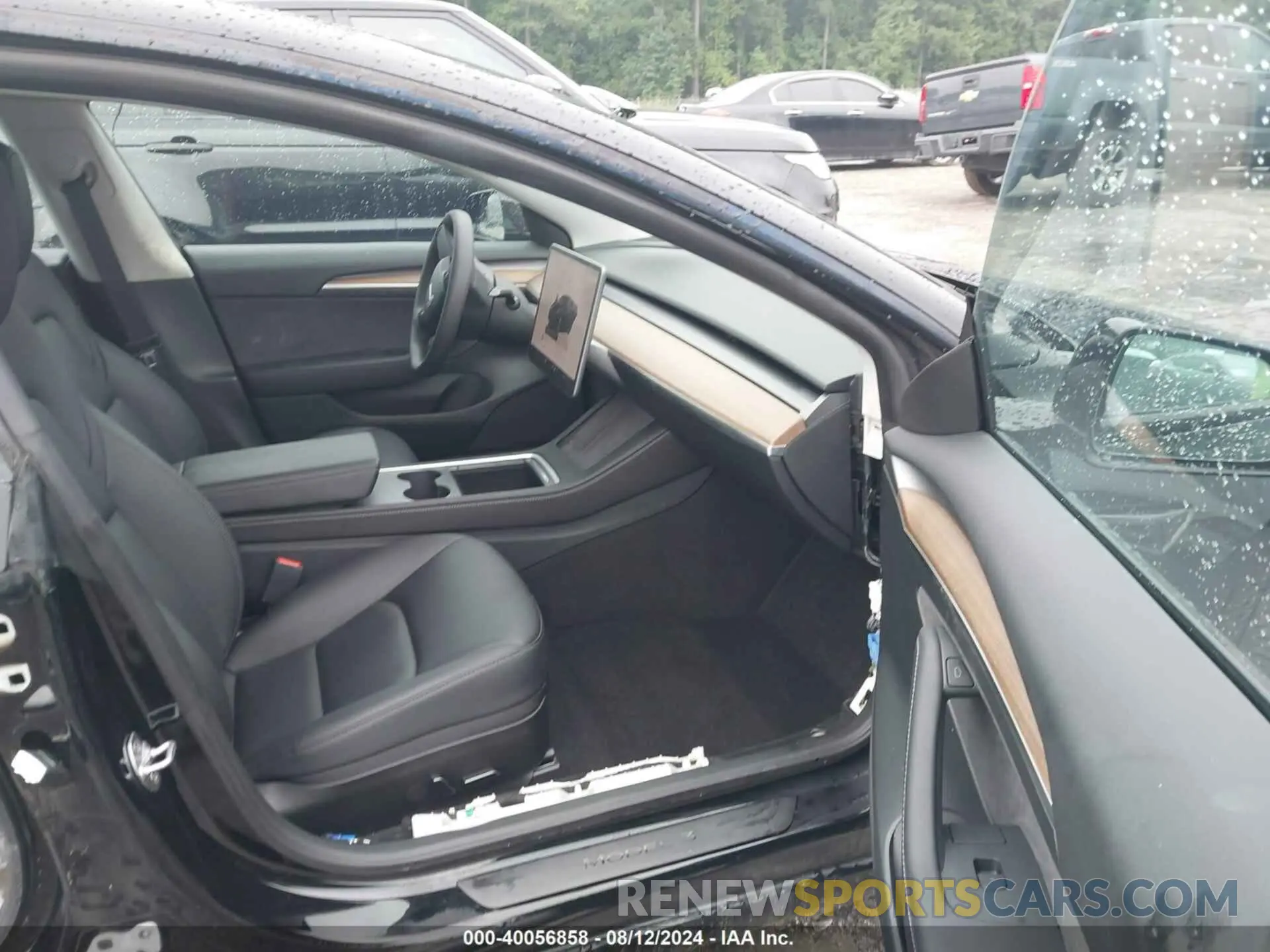 5 Photograph of a damaged car 5YJ3E1EA8PF583483 TESLA MODEL 3 2023