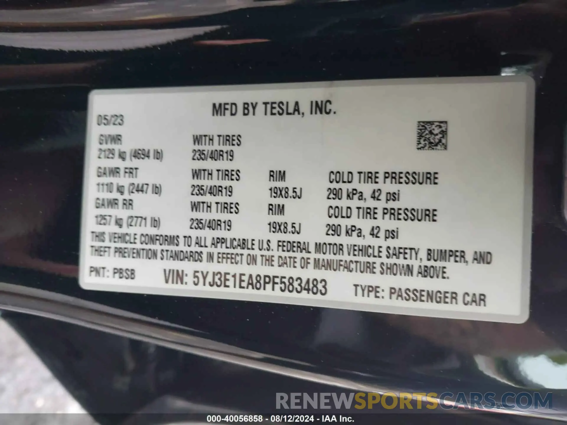 9 Photograph of a damaged car 5YJ3E1EA8PF583483 TESLA MODEL 3 2023