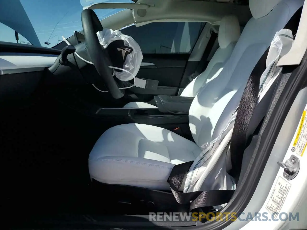 7 Photograph of a damaged car 5YJ3E1EA8PF598940 TESLA MODEL 3 2023