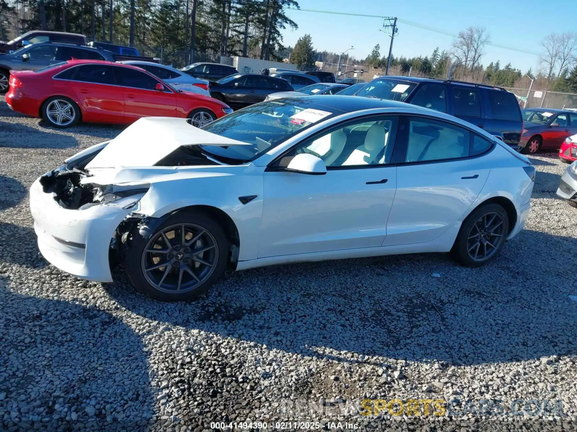 14 Photograph of a damaged car 5YJ3E1EA8PF604722 TESLA MODEL 3 2023