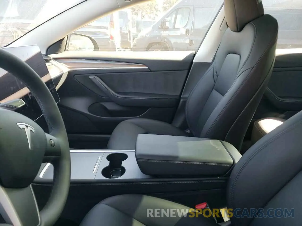 7 Photograph of a damaged car 5YJ3E1EA8PF607068 TESLA MODEL 3 2023