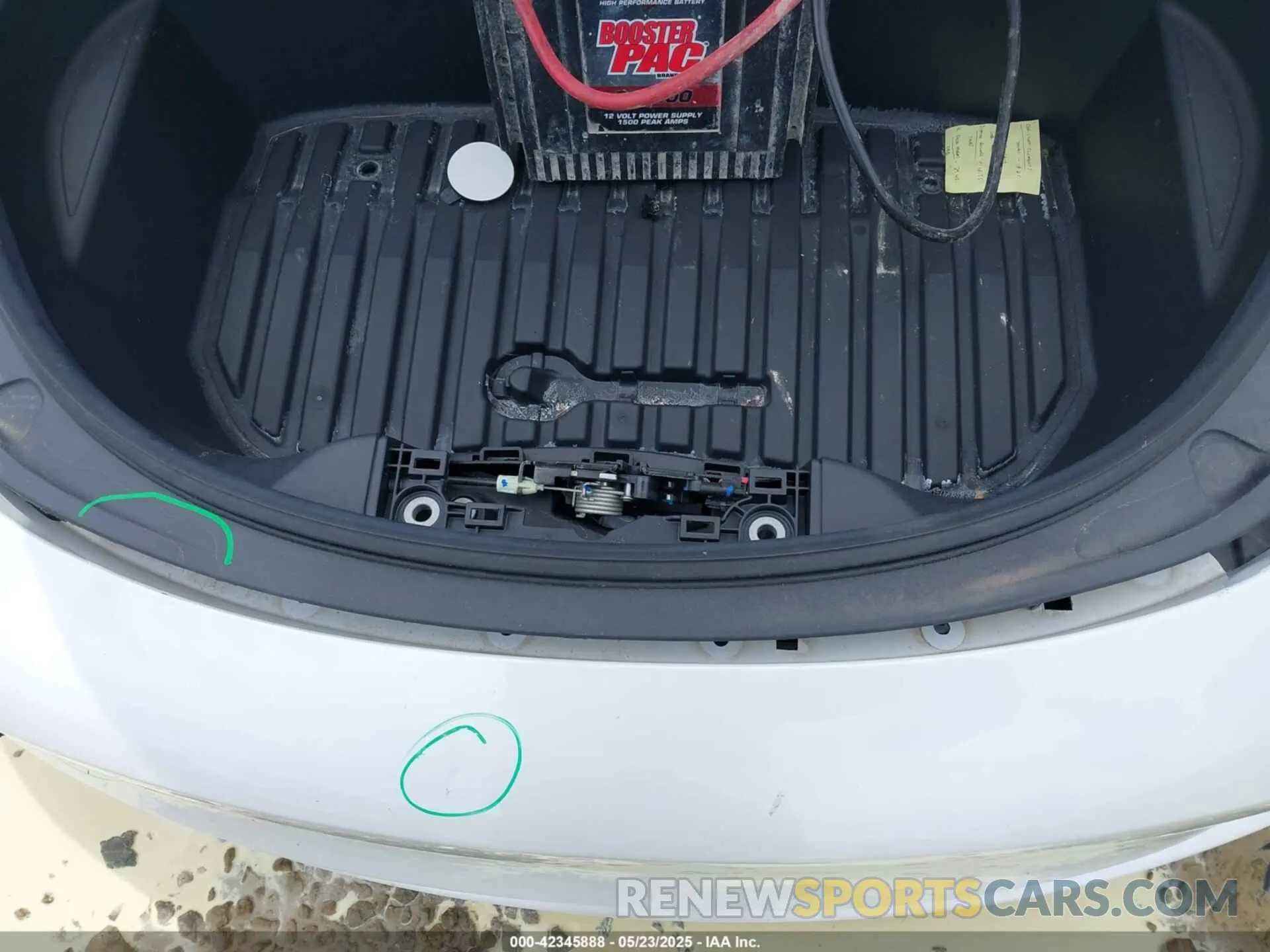 10 Photograph of a damaged car 5YJ3E1EA8PF608429 TESLA MODEL 3 2023