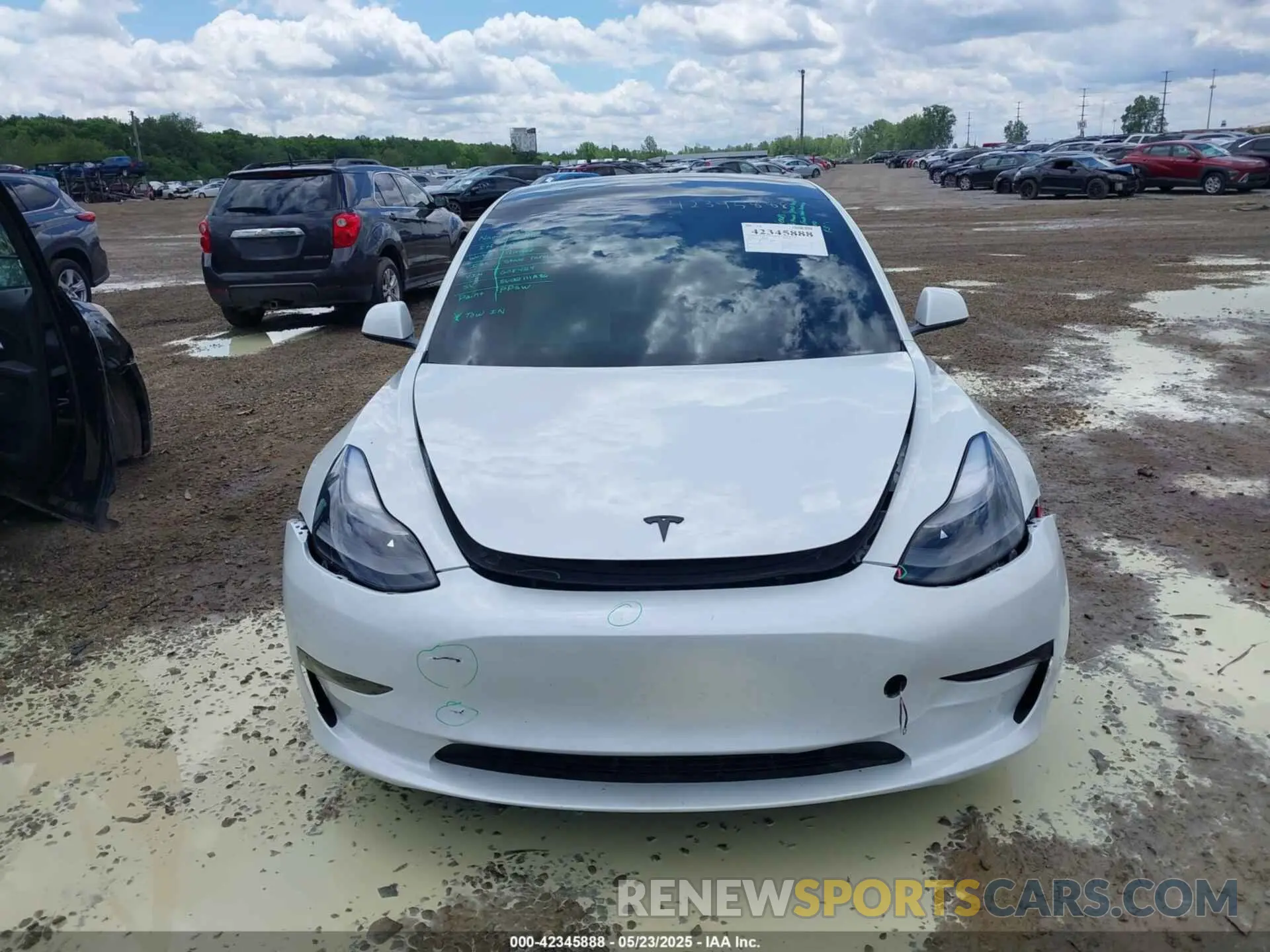 12 Photograph of a damaged car 5YJ3E1EA8PF608429 TESLA MODEL 3 2023