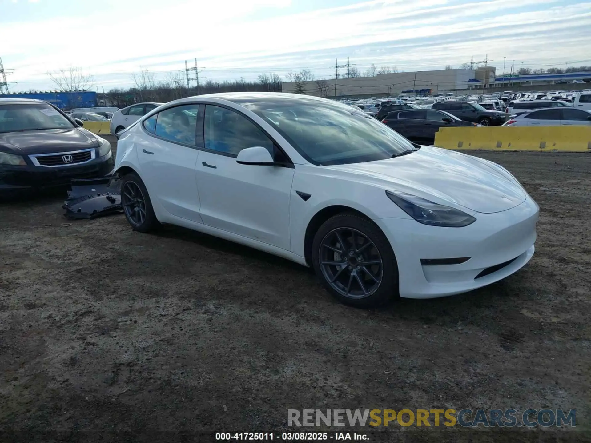 1 Photograph of a damaged car 5YJ3E1EA8PF610682 TESLA MODEL 3 2023