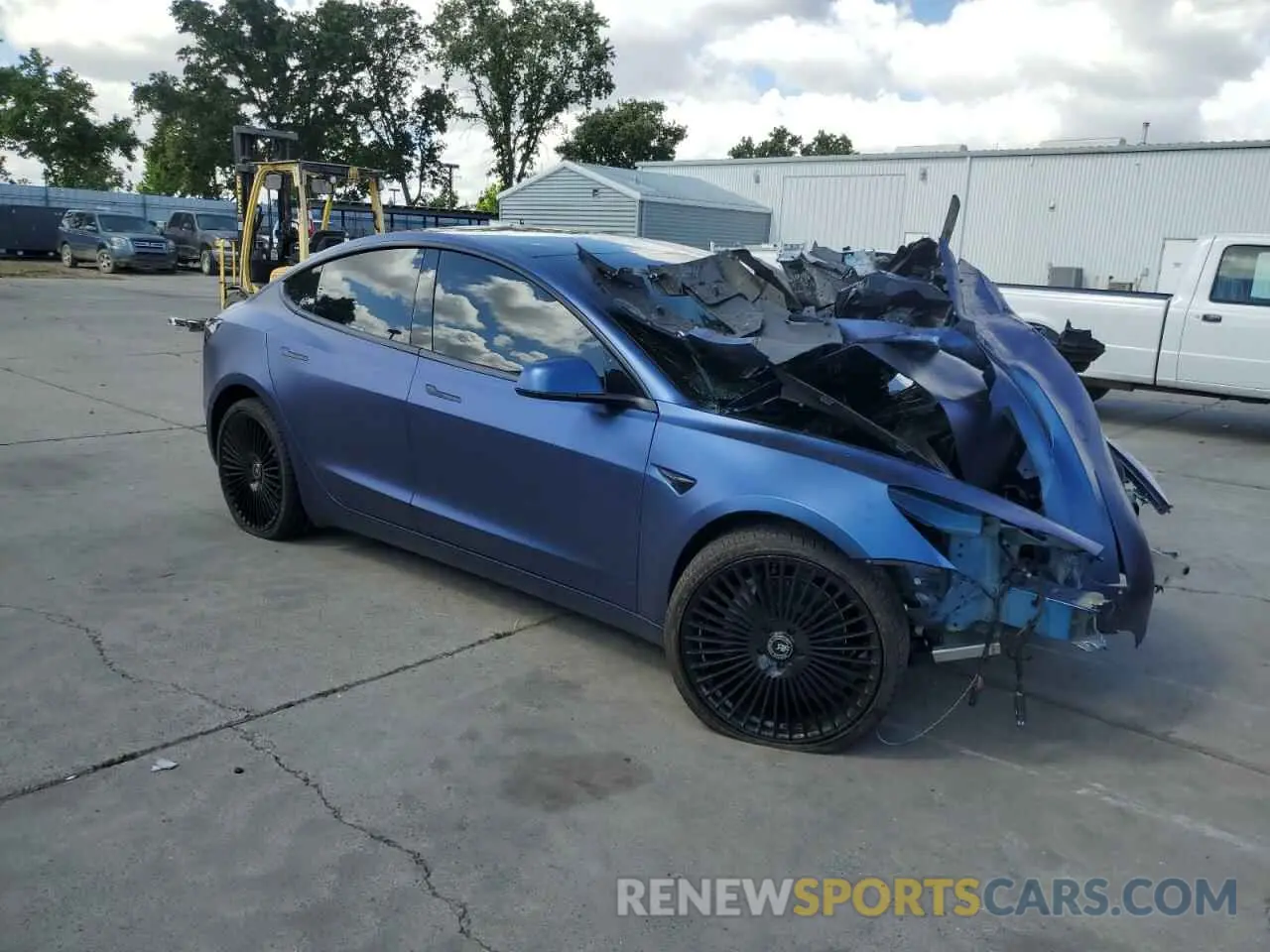 4 Photograph of a damaged car 5YJ3E1EA8PF626090 TESLA MODEL 3 2023