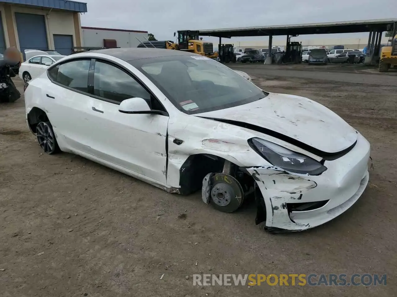 4 Photograph of a damaged car 5YJ3E1EA8PF647912 TESLA MODEL 3 2023