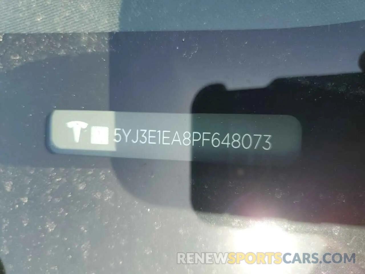 14 Photograph of a damaged car 5YJ3E1EA8PF648073 TESLA MODEL 3 2023