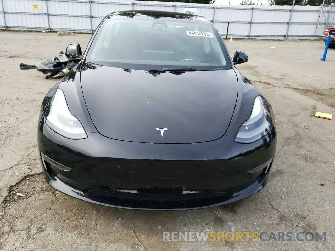 5 Photograph of a damaged car 5YJ3E1EA8PF652253 TESLA MODEL 3 2023