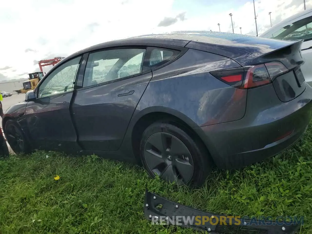 2 Photograph of a damaged car 5YJ3E1EA8PF655461 TESLA MODEL 3 2023