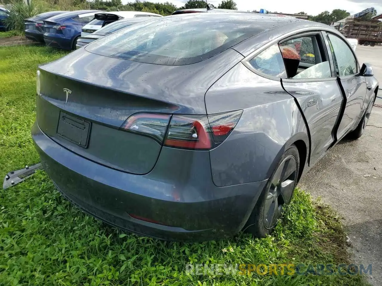 3 Photograph of a damaged car 5YJ3E1EA8PF655461 TESLA MODEL 3 2023