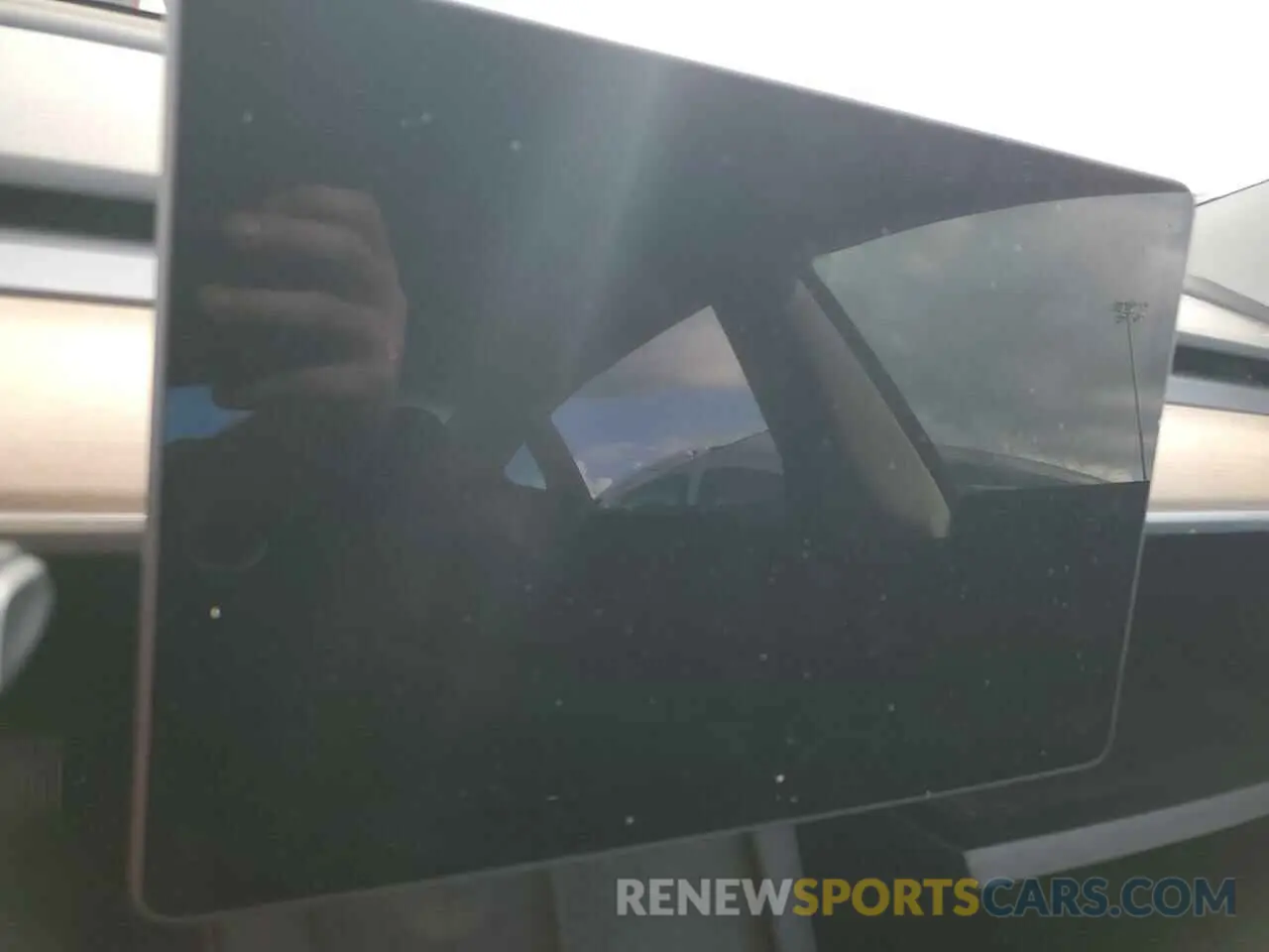 9 Photograph of a damaged car 5YJ3E1EA8PF655461 TESLA MODEL 3 2023
