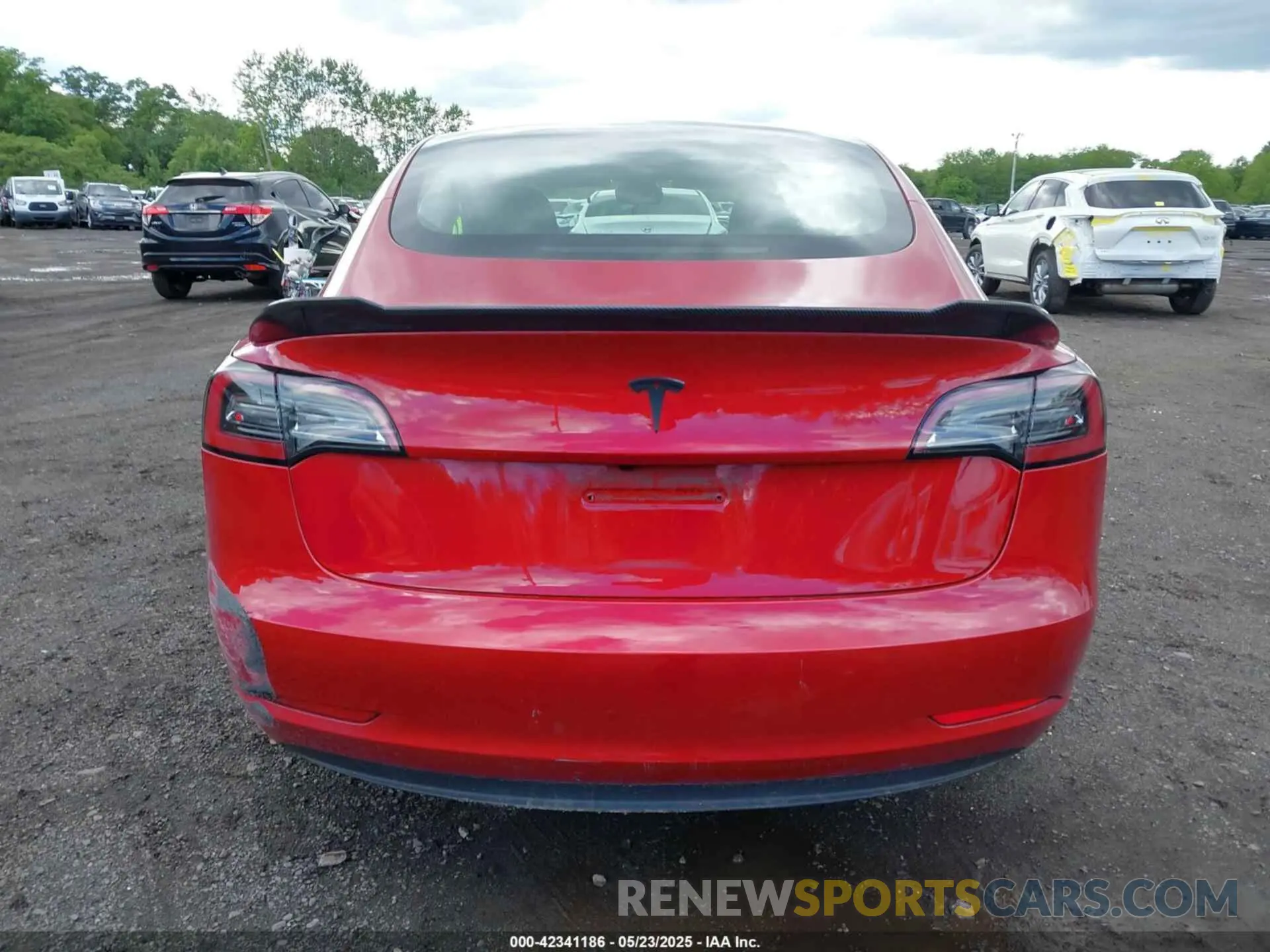 16 Photograph of a damaged car 5YJ3E1EA8PF663141 TESLA MODEL 3 2023