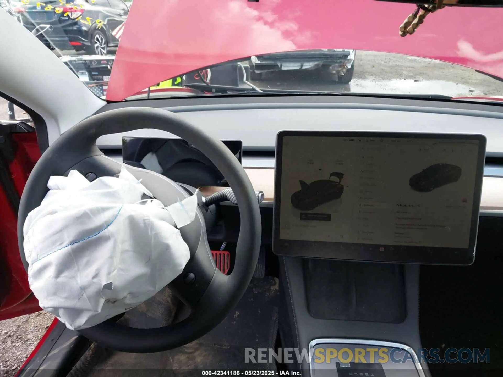 18 Photograph of a damaged car 5YJ3E1EA8PF663141 TESLA MODEL 3 2023