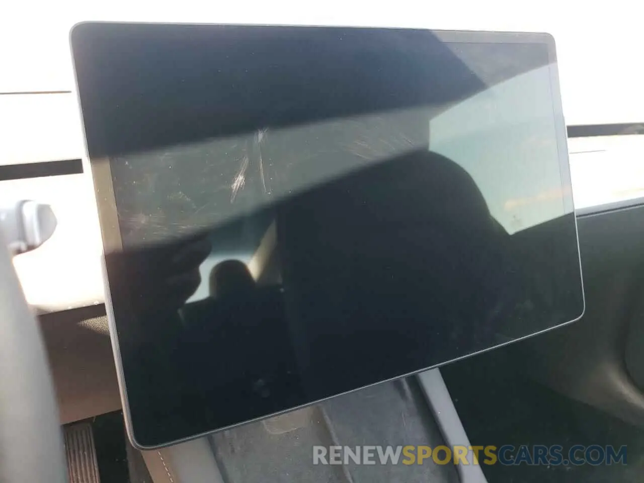 9 Photograph of a damaged car 5YJ3E1EA8PF664094 TESLA MODEL 3 2023