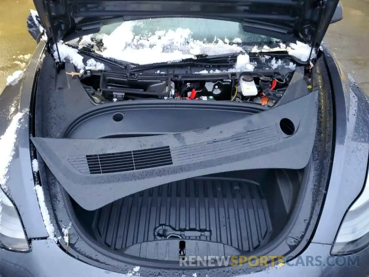 11 Photograph of a damaged car 5YJ3E1EA8PF668811 TESLA MODEL 3 2023