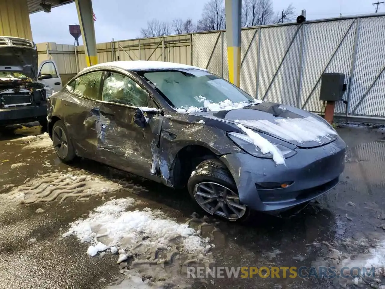 4 Photograph of a damaged car 5YJ3E1EA8PF668811 TESLA MODEL 3 2023