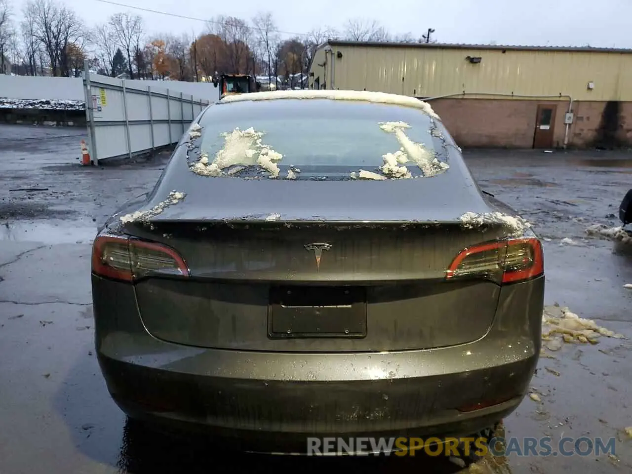 6 Photograph of a damaged car 5YJ3E1EA8PF668811 TESLA MODEL 3 2023