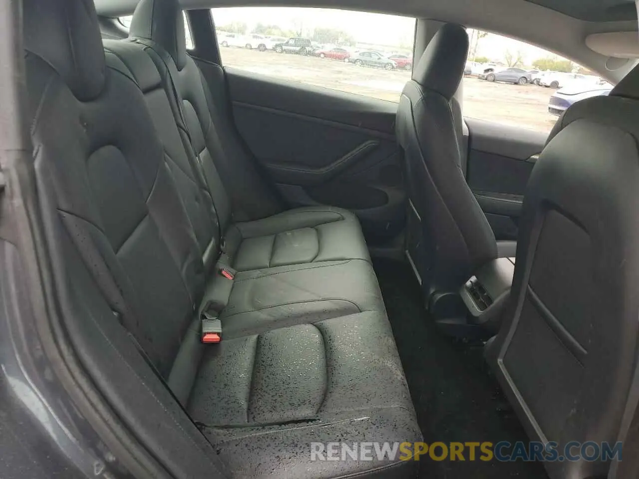 10 Photograph of a damaged car 5YJ3E1EA8PF677153 TESLA MODEL 3 2023