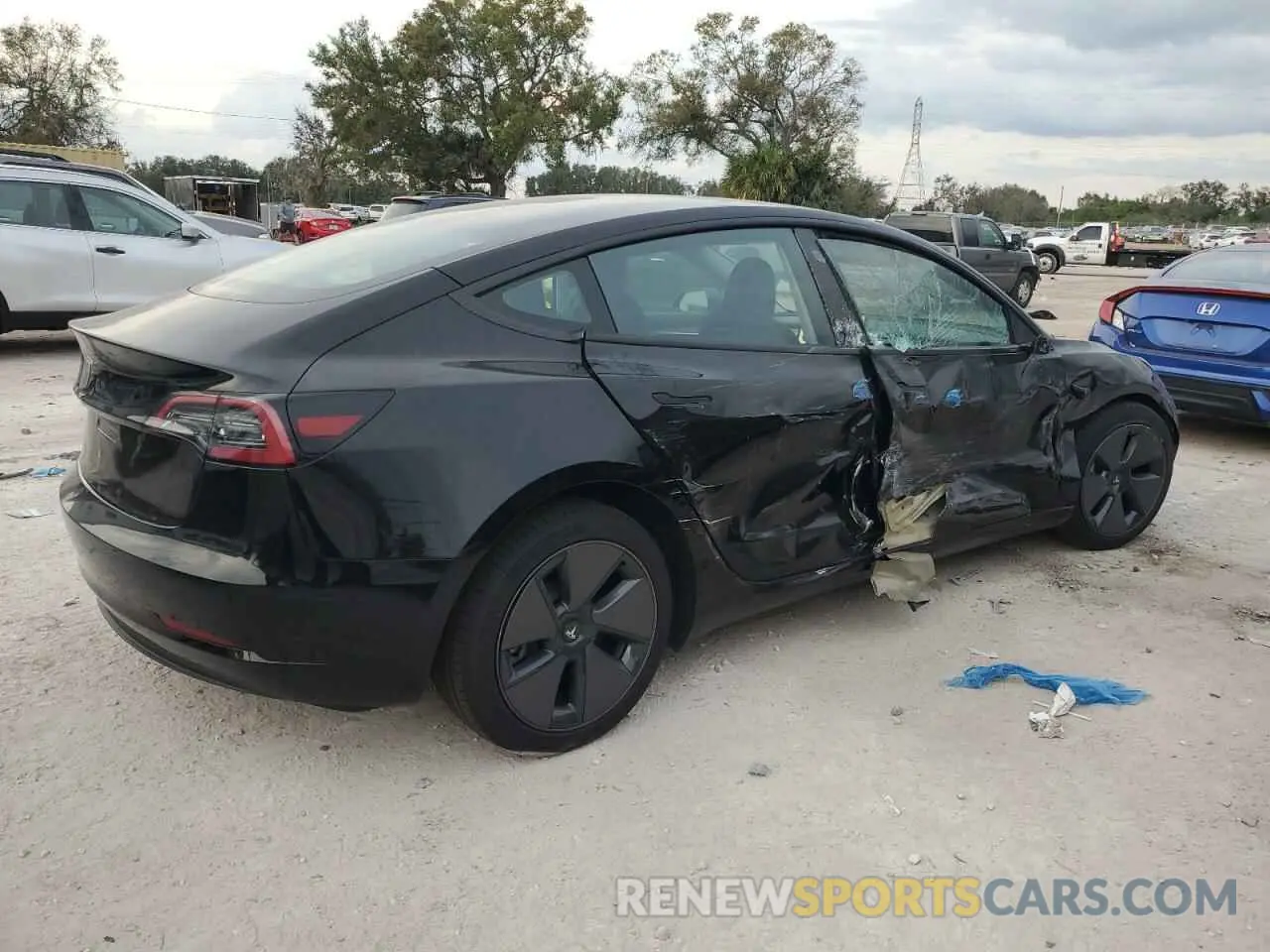 3 Photograph of a damaged car 5YJ3E1EA8PF679520 TESLA MODEL 3 2023
