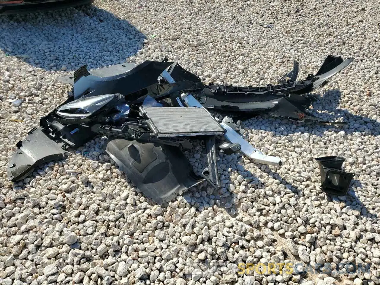 14 Photograph of a damaged car 5YJ3E1EA8PF682532 TESLA MODEL 3 2023