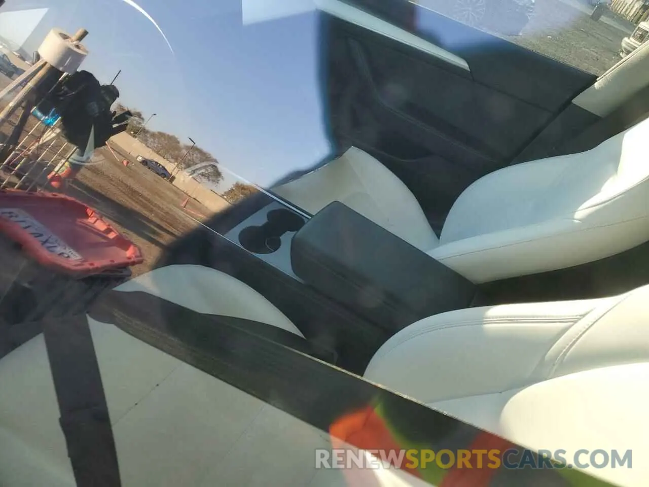 8 Photograph of a damaged car 5YJ3E1EA8PF682806 TESLA MODEL 3 2023
