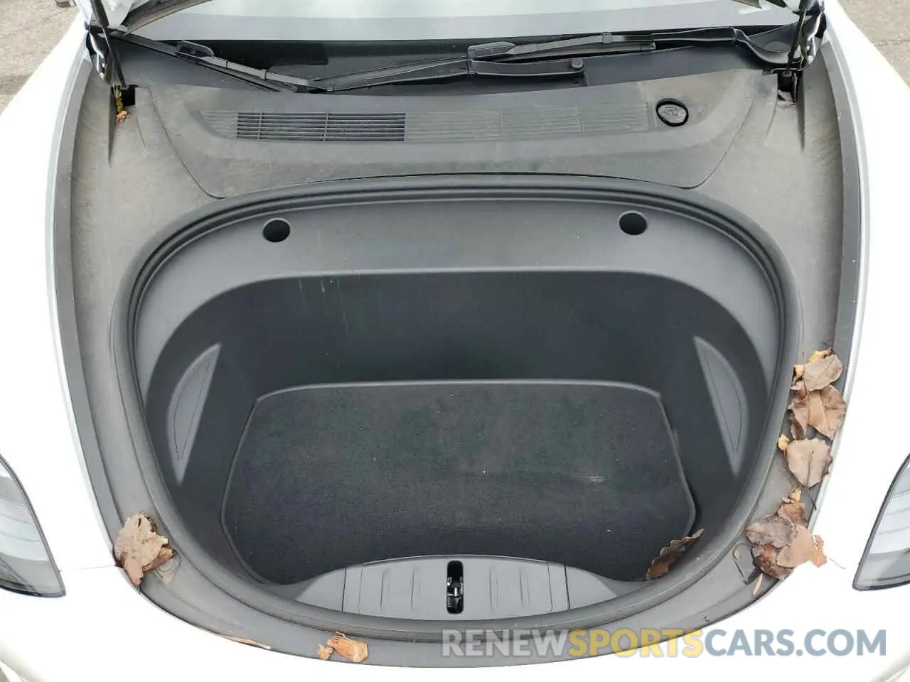 13 Photograph of a damaged car 5YJ3E1EA8PF683731 TESLA MODEL 3 2023