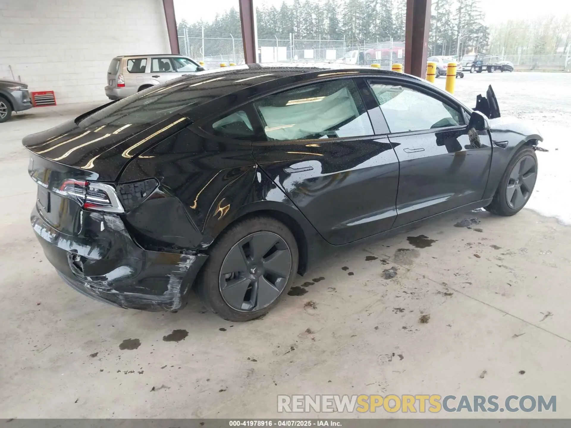 4 Photograph of a damaged car 5YJ3E1EA8PF683972 TESLA MODEL 3 2023