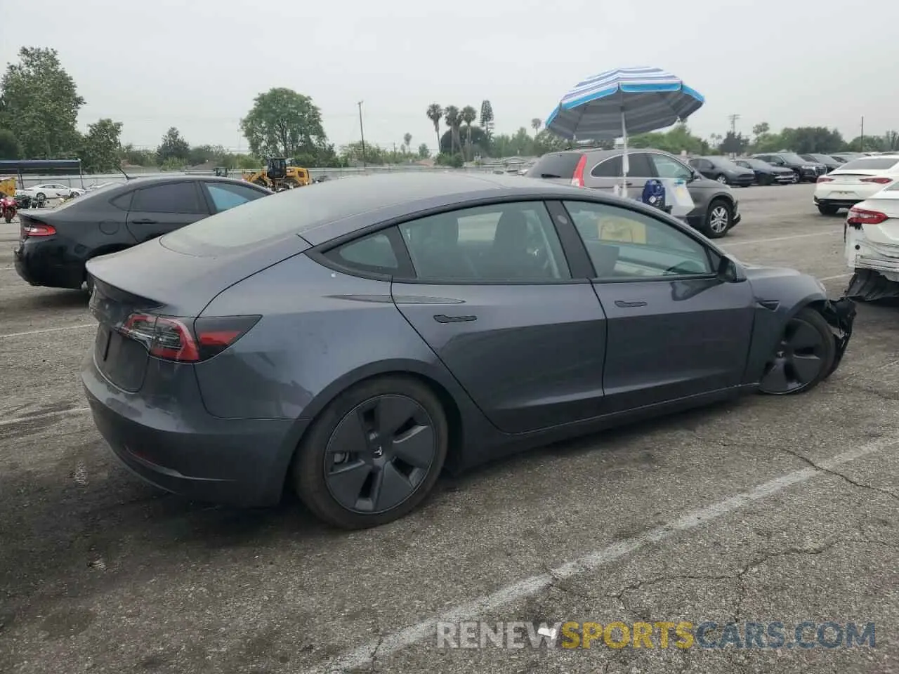 3 Photograph of a damaged car 5YJ3E1EA8PF685236 TESLA MODEL 3 2023