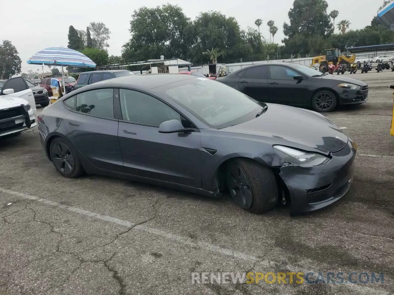 4 Photograph of a damaged car 5YJ3E1EA8PF685236 TESLA MODEL 3 2023
