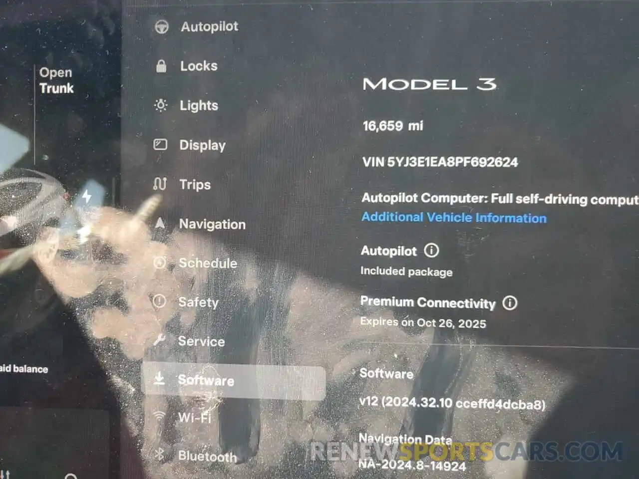 9 Photograph of a damaged car 5YJ3E1EA8PF692624 TESLA MODEL 3 2023