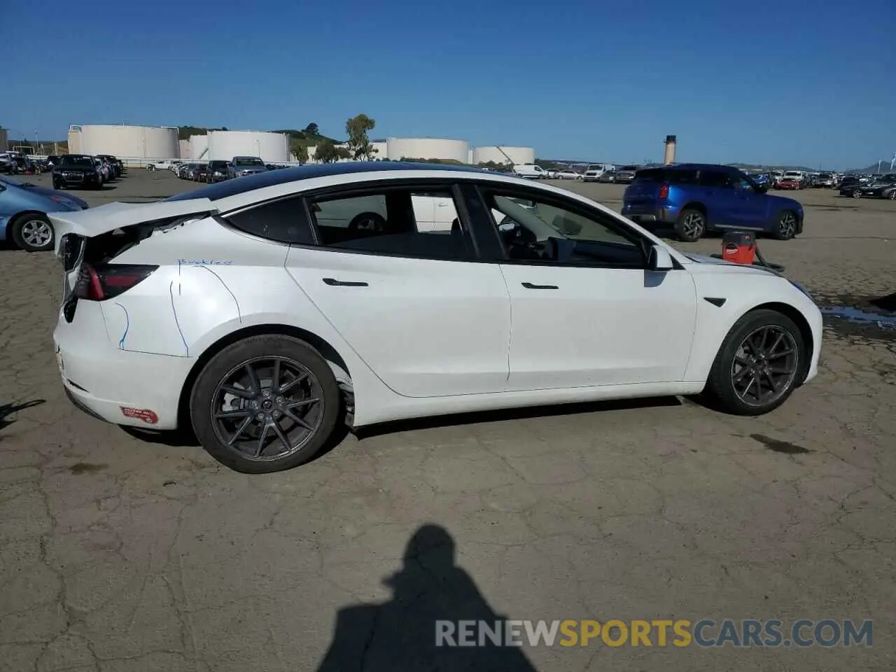 3 Photograph of a damaged car 5YJ3E1EA8PF715450 TESLA MODEL 3 2023