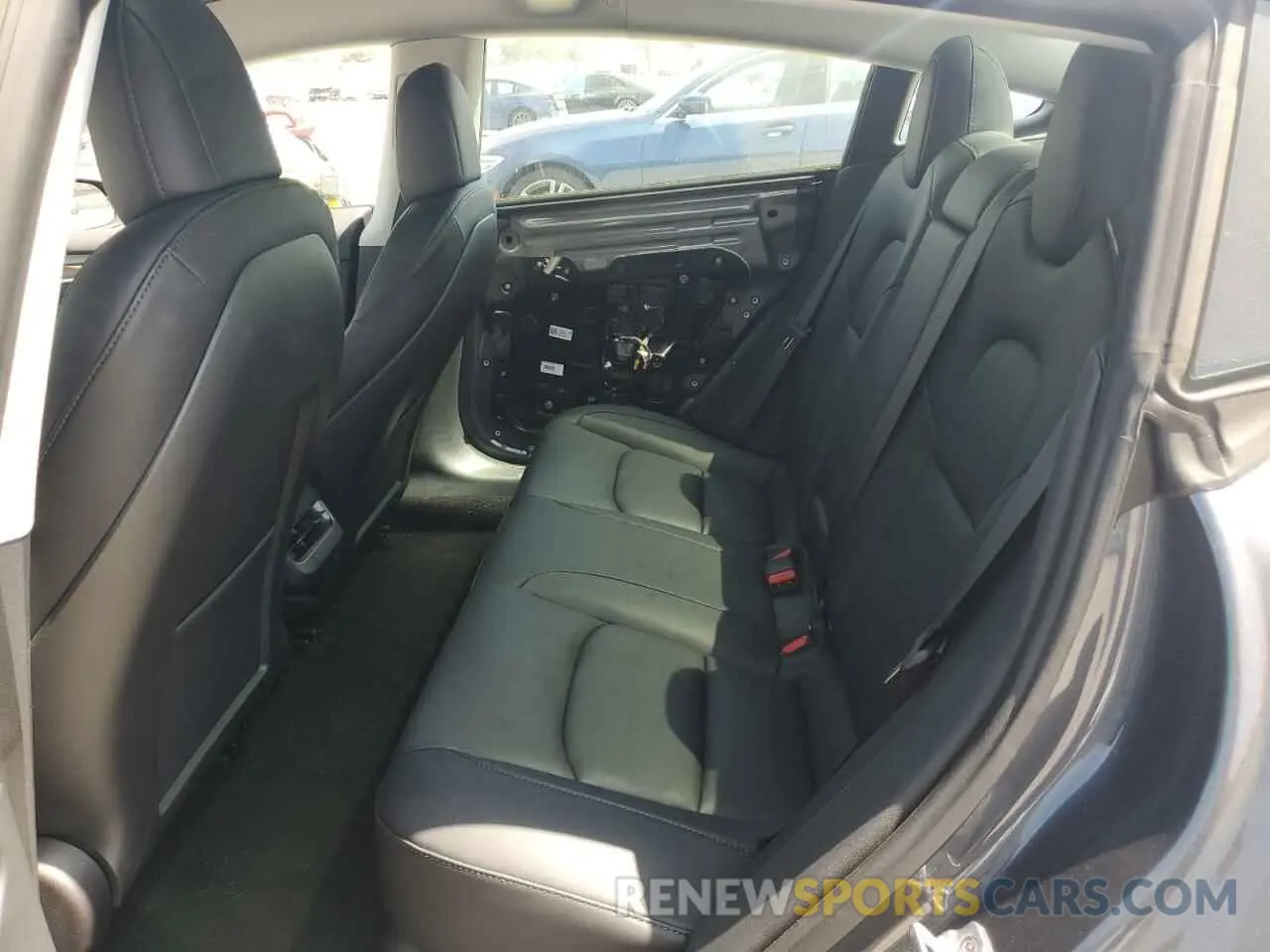 10 Photograph of a damaged car 5YJ3E1EA9PF382496 TESLA MODEL 3 2023