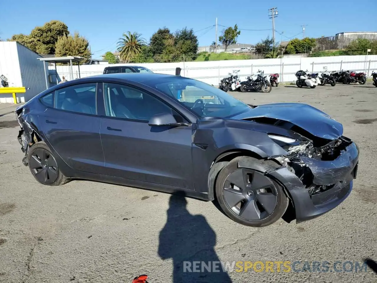 4 Photograph of a damaged car 5YJ3E1EA9PF406411 TESLA MODEL 3 2023