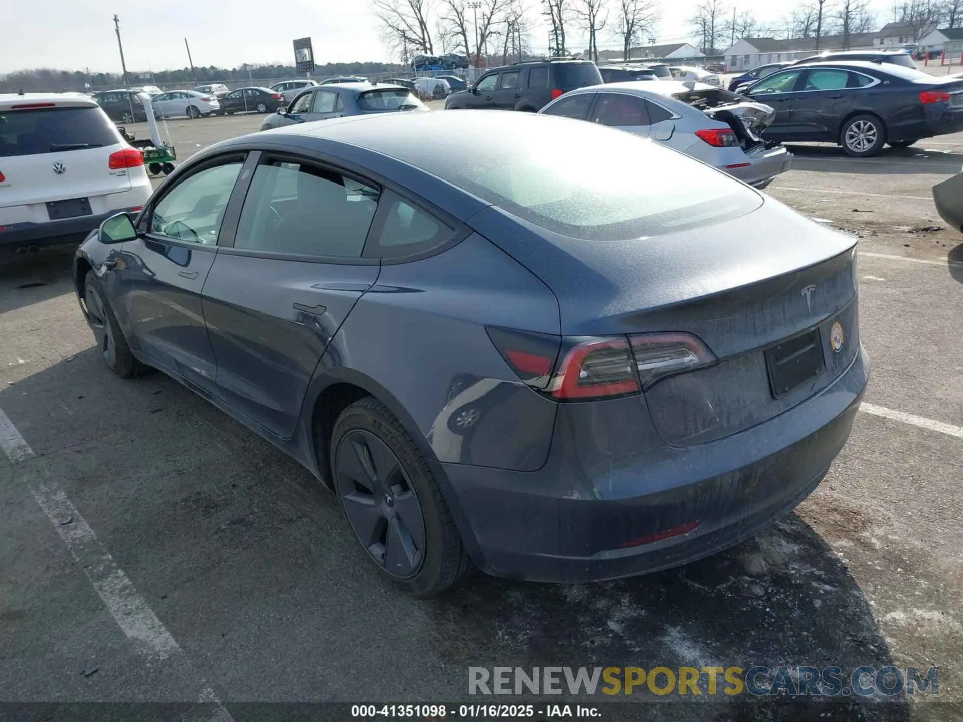 3 Photograph of a damaged car 5YJ3E1EA9PF426173 TESLA MODEL 3 2023