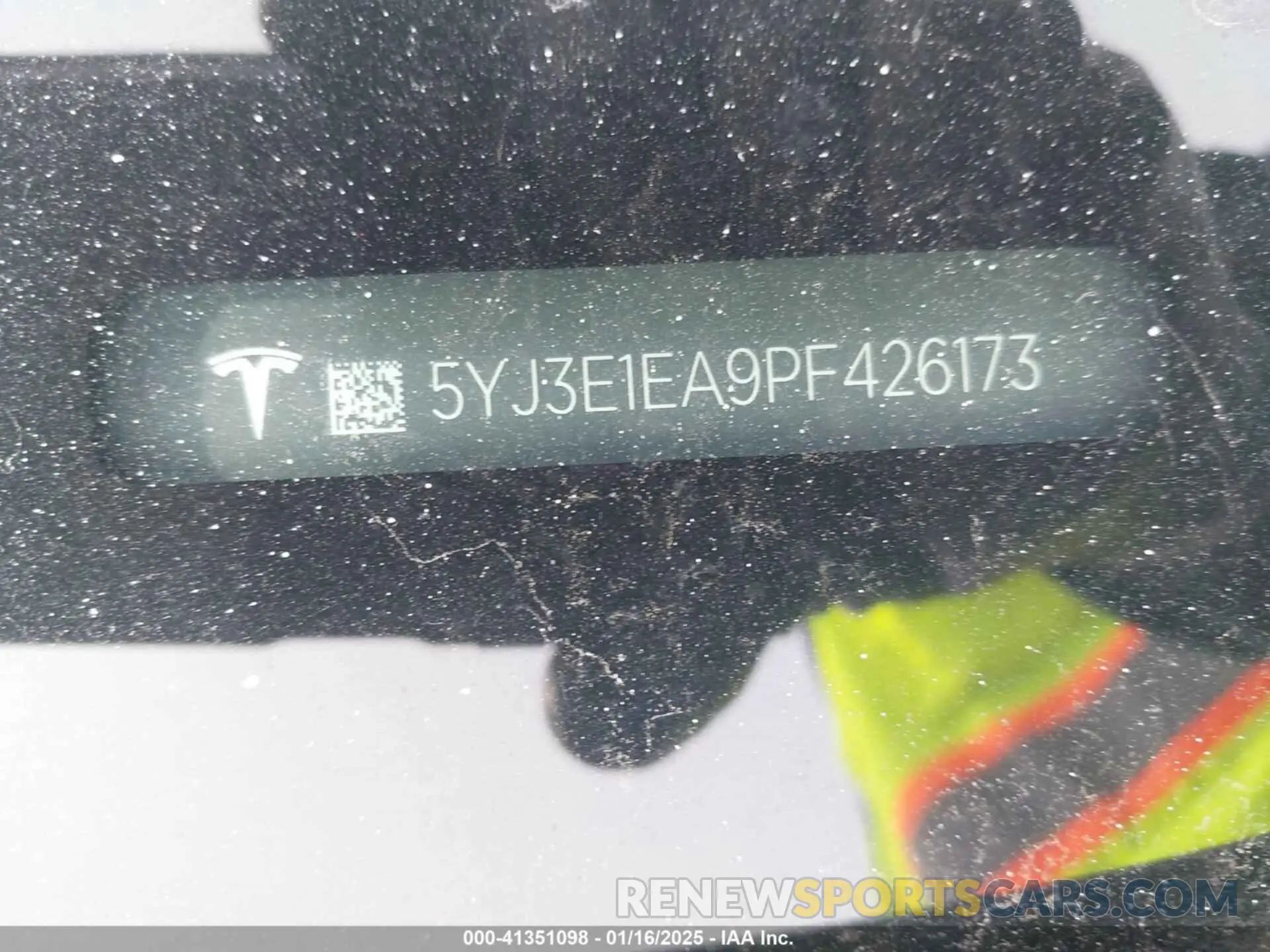 9 Photograph of a damaged car 5YJ3E1EA9PF426173 TESLA MODEL 3 2023