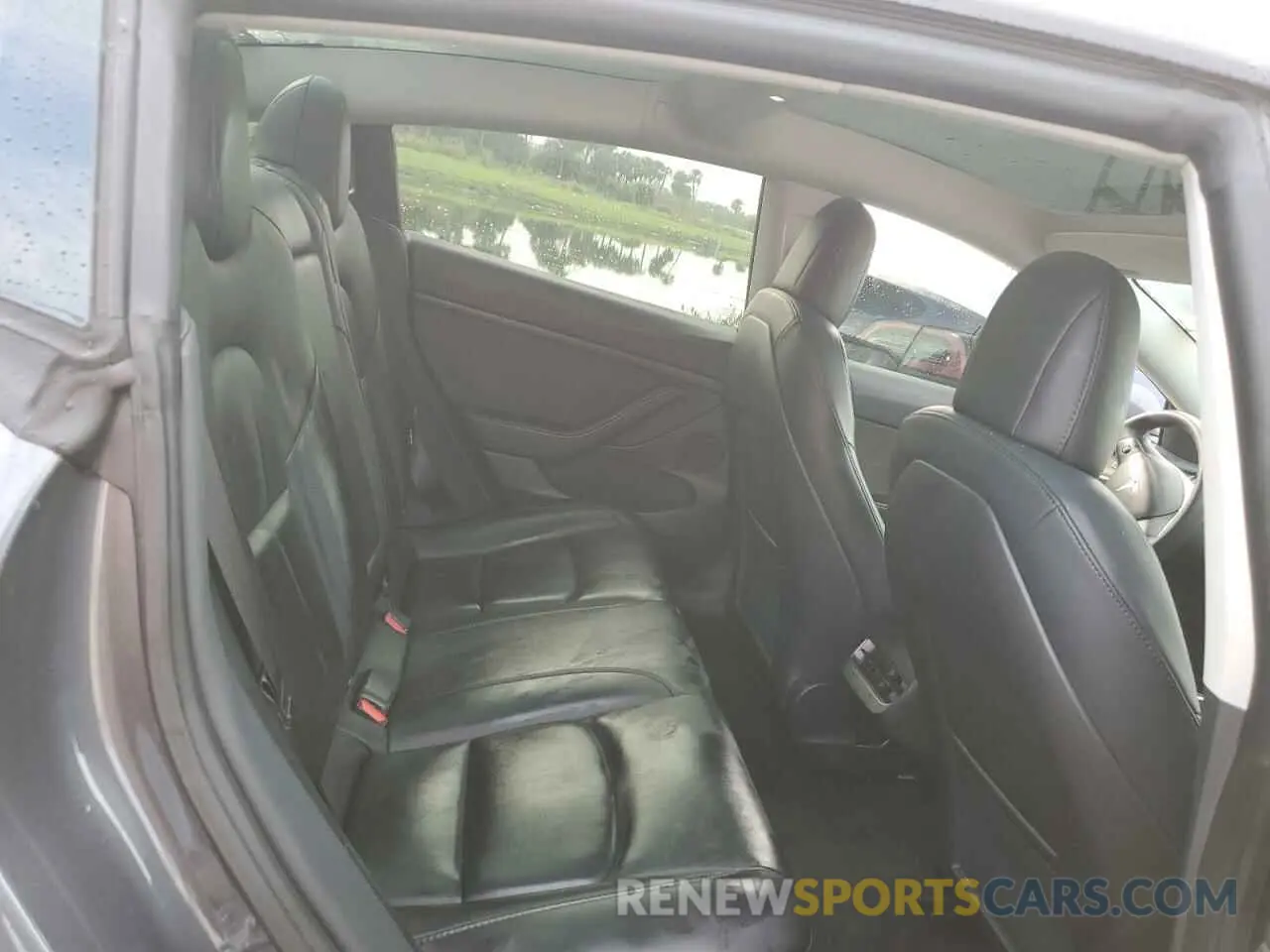 10 Photograph of a damaged car 5YJ3E1EA9PF434001 TESLA MODEL 3 2023